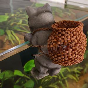 Mochila pequeña cesta <span class=keywords><strong>de</strong></span> bambú gato resina tumbado en Pecera plástico creativo paisaje decoración adornos sala <span class=keywords><strong>de</strong></span> estar al por mayor - Product Image 6