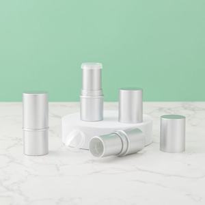 Trung Quốc Nhà sản xuất bán buôn mỹ phẩm <span class=keywords><strong>Matte</strong></span> bao bì rỗng Lip Balm <span class=keywords><strong>container</strong></span> 6 gam màu nhựa Son môi Ống - Product Image 2