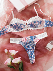 Ensemble de lingerie sexy pour femmes avec soutien-gorge push-up à armatures en dentelle semi-transparente, imprimé floral romantique, soutien-gorge et culotte 2 pièces pour femmes - Product Image 5