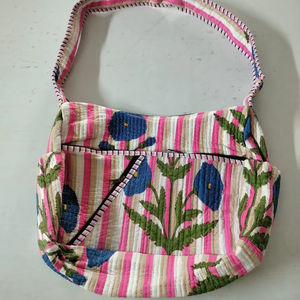 Bolsa de Viaje de Fin de Semana de Lujo Hecha a Mano, con Estampado de Bloques de Algodón, Acolchada, de Gran Capacidad, Resistente, para Deportes, Viajes, Gimnasio, Yoga - Product Image 1