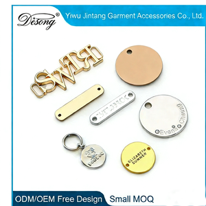 Étiquette métallique ronde ajourée de luxe avec logo découpé en lettres alphabétiques pour vêtements - Product Image 2