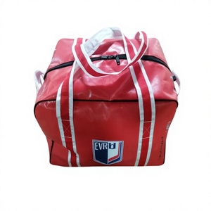 Sac de sport Prime Bags en bâche rouge avec sangles blanches, imperméable, robuste, grande capacité, fermeture éclair, pour équipement sportif - Product Image 3