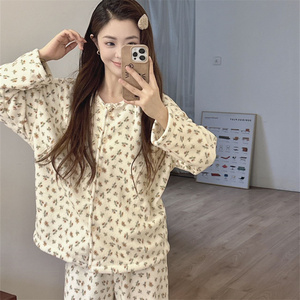 Ensembles de vêtements de nuit 273 #   Ensemble de vêtements de maison doux et délicat en dentelle à petites fleurs, pyjama pour femmes, pyjama en cachemire Yunshu d'hiver - Product Image 4
