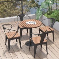 Ensemble durable de chaises de table à manger d'extérieur Design moderne pour terrasses protégées du soleil Balcons Tea Shops-Combinaison de bois et de fer