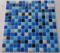 Bleu classique moderne 20x20mm Mosaïques de piscine en verre Carreaux carrés Murs intérieurs Parquet d'hôtel Design Mesh Mounted Outdoor