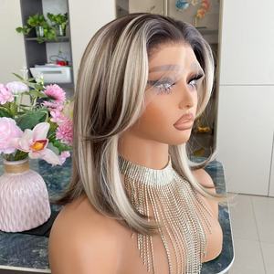 Perruque synthétique courte et dégradée 13x4 avec dentelle, effet naturel, résistante à la chaleur, prix d'usine, pour femmes blanches - Product Image 1