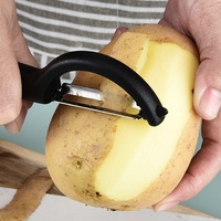 Handmatige multifunctionele roestvrijstalen PP vaatwasserbestendige schilmes, fruit- en groentesnijder, aardappelschiller, pompoenschiller, gereedschap