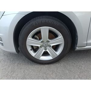 Volkswagen <span class=keywords><strong>Golf</strong></span> <span class=keywords><strong>2014</strong></span> Usado, Sedán, Gasolina, Automático, Sedán Ejecutivo, Tracción Delantera, Gris Plateado, Auto de <span class=keywords><strong>Segunda</strong></span> <span class=keywords><strong>Mano</strong></span> para Distribuidores - Product Image 4