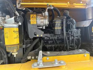 Pelle Komatsu PC70 d'occasion de haute qualité à faible kilométrage composants de pompe de boîte de vitesses de moteur de moteur de type chenille hydraulique - Product Image 3