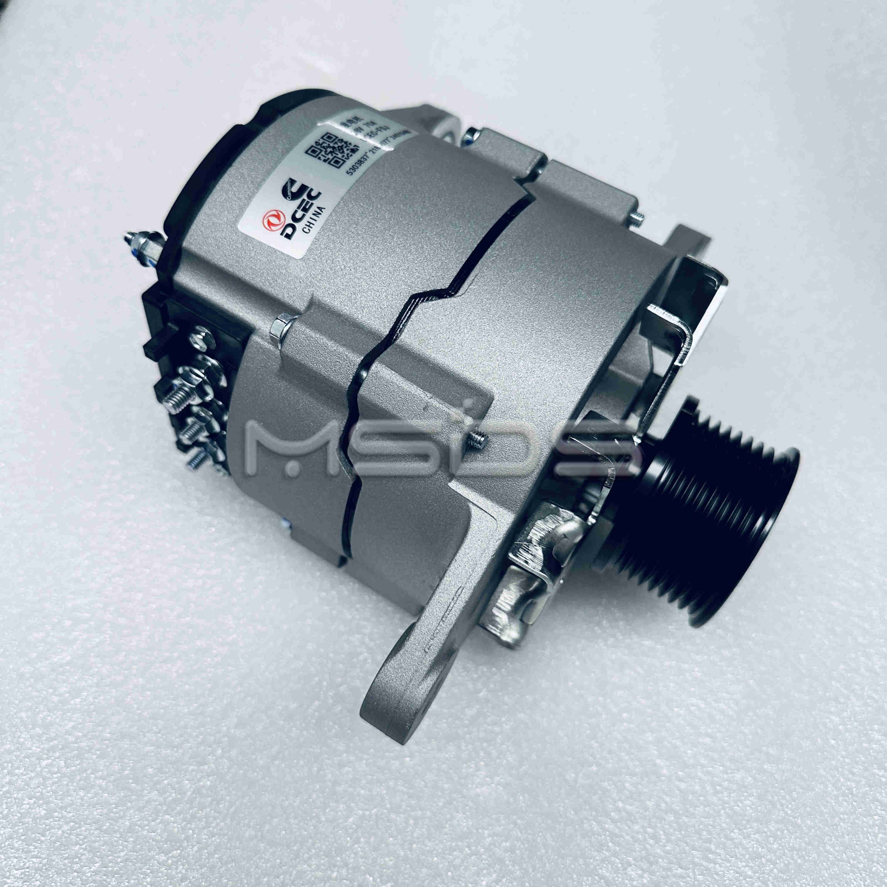 エンダマン QSB6.7 Cummins Engine Parts - High Performance Alternator