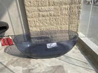 Baignoires en résine transparente de couleur couleurs personnalisées baignoire douche baignoire design simple de luxe haut de gamme baignoire acrylique et pierre jakuzi