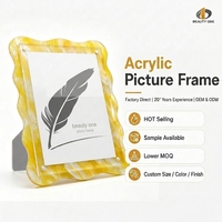 Cadre photo moderne en acrylique, directement de l'usine, personnalisable, vente en gros, impression UV, OEM ODM, décor de table ondulé jaune