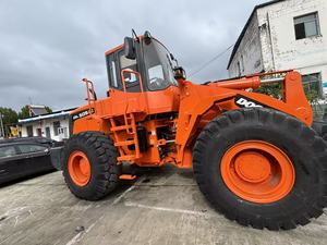 รถตักล้อยางมือสอง Doosan DL505 ขนาด 7 ตัน รุ่นปี 2022 เครื่องยนต์ Weichai ชั่วโมงการทำงานต่ำ เหมาะสำหรับงานดินและงานก่อสร้าง - Product Image 3