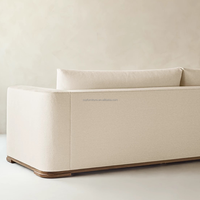 Handgefertigtes Geometrisches Dreisitzer-Modulsofa-Set mit Mehrstufiger Basispolsterung für Apartment-Eingangsbereiche und Hotelnutzung
