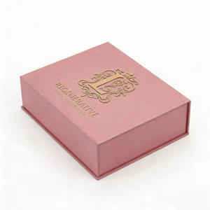 Emballage personnalisé pour boîte de soins de la peau avec vernis sélectif UV et fermeture magnétique - Product Image 2