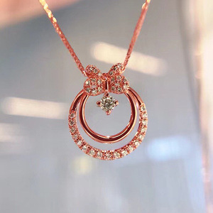 Collana con Ciondolo a Fiocco per Donne, Accessorio Elegante per Uso Quotidiano - Product Image 4