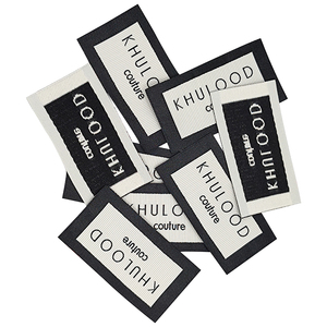 Étiquettes de vêtements en damassé tissé personnalisées, découpées au laser avec bordure découpée à chaud, avec logo de marque lavable pour vêtements et sacs - Product Image 1