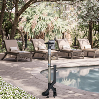 Chauffe-terrasse moderne portable en forme de pyramide en acier au carbone pour le chauffage extérieur des terrasses et des jardins