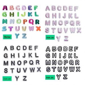 Patch brodé thermocollant/autocollant 2,1 cm, lettres et chiffres miniatures, rose coloré - Product Image 1