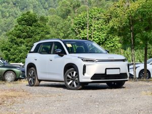 <span class=keywords><strong>Voiture</strong></span> Électrique PHEV Aion I60 Édition Avancée 2026 de Marque Chinoise, SUV Compact 5 Places, Véhicule à Énergie Nouvelle pour Usage Professionnel et Familial - Product Image 3