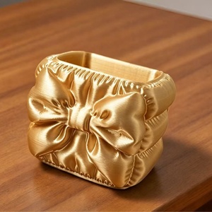 Nouveau porte-stylo en soie à nœud papillon transfrontalier, boîte de rangement colorée créative et moderne, trousse de maquillage pour la maison, imprimé 3D en PLA sur pied - Product Image 4