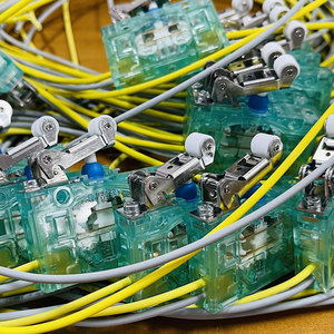 Schaltbau S847 W3B2e102 Speed <b>Switch</b> Ac Dc Control Relay High <b>Power</b> Silver Alloy Contact - Product Image 1