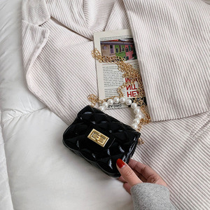 Manufacturer Girls <b>Small</b> Jelly Bag PVC Pure Color Bag With Chain Pearl <b>Handbag</b> Women's Mini Bag Tanjing - Product Image 4