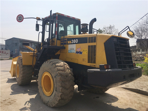 รถตักล้อยางมือสอง Komatsu WA320-5 ปี 2020 สภาพดี รับน้ำหนักได้ 15 ตัน เครื่องยนต์ CAT 92 กิโลวัตต์ ชั่วโมงการทำงานต่ำ ใช้งานได้อย่างราบรื่น - Product Image 3
