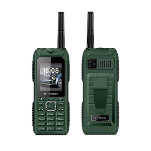 Spot Nuevos productos S555 Triple prueba 2400mAh Batería 2,2 pulgadas LED Linterna FM Quad SIM con antena Elder Phone - Product Image 4