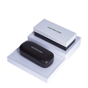 Estuche de lujo de cuero para <span class=keywords><strong>gafas</strong></span>, caja rígida para <span class=keywords><strong>gafas</strong></span> de sol, paño de limpieza para <span class=keywords><strong>gafas</strong></span>, juego de estuches para <span class=keywords><strong>gafas</strong></span> con logotipo personalizado - Product Image 3
