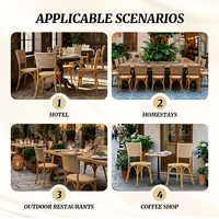 Chaise de salle à manger commerciale avec structure en bois massif courbé, dossier tressé en corde et assise en rotin, idéale pour restaurants, hôtels et événements (location)