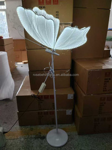 <span class=keywords><strong>Mariposas</strong></span> Decorativas con <span class=keywords><strong>Alas</strong></span> Móviles de Apertura y Cierre Automático, Luz LED Blanca Fría para Decoración de Eventos - Product Image 4