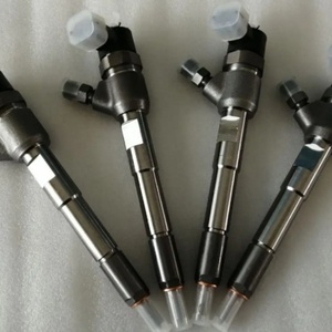 หัวฉีดน้ำมันดีเซลคอมมอนเรล 0445110310 0305BM0071N สำหรับเครื่องยนต์ CRDE - Product Image 2