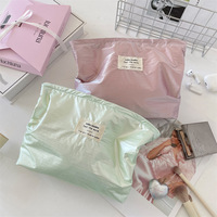 Sac de rangement élégant pour maquillage à paillettes argentées Organisateur de maquillage Organisateur portable pour trousse de toilette avec doublure intérieure