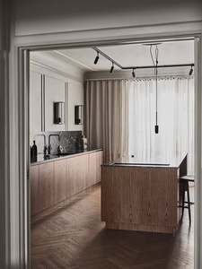 Ensemble de meubles de cuisine modernes en bois avec comptoir en marbre et îlot, meubles de cuisine sur mesure pour la maison - Product Image 1