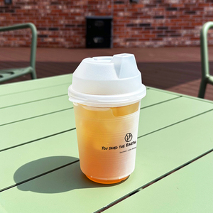 Gobelet réutilisable innovant Slow Style 13oz 368ml avec manchon amovible en PP transparent pour café à emporter - Product Image 2
