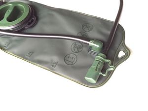 Mochila Deportiva con Bolsa de Agua de 2L, Portátil, de TPU de Grado Alimenticio, para Ciclismo, Camping y Actividades al Aire Libre - Product Image 5