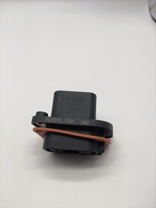 Talaria电动摩托车电池的<span class=keywords><strong>2</strong></span> + 8 300V 100A电池连接器信号传输 - Product Image 4