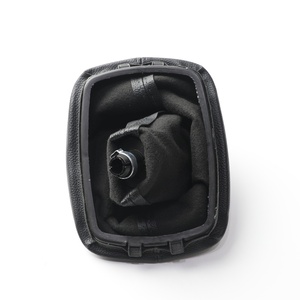 Couvercle <span class=keywords><strong>de</strong></span> manette <span class=keywords><strong>de</strong></span> <span class=keywords><strong>vitesse</strong></span> à <span class=keywords><strong>levier</strong></span> noir pour Skoda Octavia 1 A4 berline 97-2011 sélecteur <span class=keywords><strong>de</strong></span> <span class=keywords><strong>vitesse</strong></span> accessoires <span class=keywords><strong>de</strong></span> voiture changement <span class=keywords><strong>de</strong></span> voiture <span class=keywords><strong>pommeau</strong></span> <span class=keywords><strong>de</strong></span> <span class=keywords><strong>levier</strong></span> <span class=keywords><strong>de</strong></span> <span class=keywords><strong>vitesse</strong></span> - Product Image 6