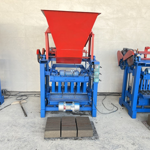 La machine à briques creuses de type trémie a une production élevée de briques isolantes et est une machine à fabriquer des briques sans cuisson. - Product Image 2
