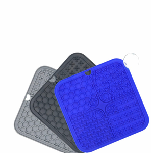 Hot selling small size silicone <b>dog</b> food snuff pad pet licking pad belt suction slow feeder cute <b>dog</b> <b>bowl</b> pet comfortable eating - Product Image 5