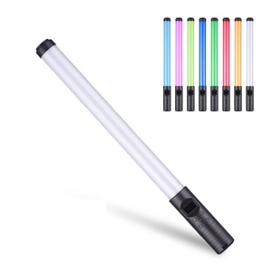 Bâton lumineux de remplissage LED RVB animé 4000mAh batterie 3000K-6000K Temp pour équipement de diffusion en direct d'anniversaire de club de <span class=keywords><strong>cocktail</strong></span> - Product Image 6