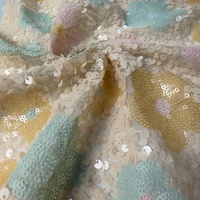 Nouveau Design Tissu de Tulle Multicolore Brodé de Fleurs à Paillettes et Cristaux Haute Densité pour Chaussures, Robes et Décoration