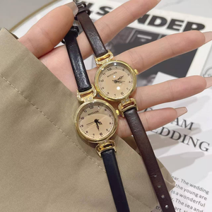 <span class=keywords><strong>Montre</strong></span> ronde à quartz rétro française pour femmes, étudiante, <span class=keywords><strong>luxe</strong></span> léger, tendance <span class=keywords><strong>de</strong></span> niche, élégante, petite <span class=keywords><strong>montre</strong></span> raffinée pour femmes, <span class=keywords><strong>montre</strong></span> d'examen - Product Image 4