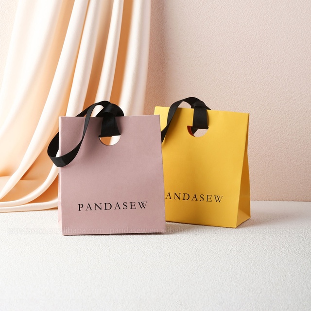 PandaSew Custom Logo Printed Packaging Bag Kraft Paper Shopping Bag with Handle Paper Bags