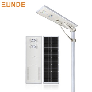 Projet de lampadaire MPPT Lumen élevé 100AH APMS Lampadaire solaire tout-en-un lampadaire LED intégré à énergie solaire - Product Image 2