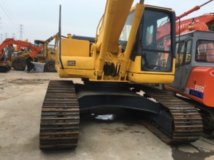 Excavadora Komatsu PC210 Usada, Modelo 2021, 2000 Horas, Buen Estado de Funcionamiento, Excavadora de Cadenas en Venta - Product Image 3