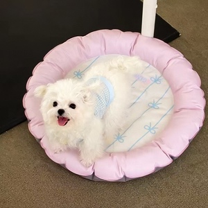 Nudo de mariposa, fresa, cariño, sensación refrescante, nido, almohadilla de hielo, cama de verano para perros y gatos, almohadillas duraderas resistentes a los arañazos para mascotas - Product Image 6