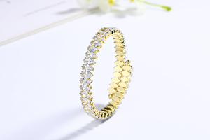 Gleaming ขายส่งปรับเพทายแฟชั่นเครื่องประดับสร้อยข้อมือและกําไล 18 พันทองสําหรับผู้หญิง GIF - Product Image 5