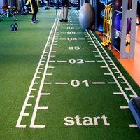 Gazon artificiel fabriqué en usine, tapis de golf synthétique et tapis de glisse pour sol de salle de sport et entraînement sportif multi-scènes